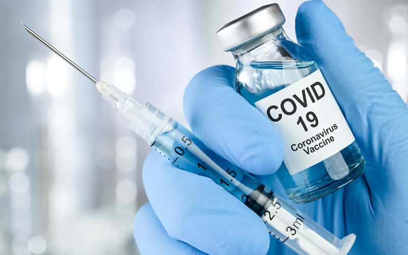 Vaccinul anti-COVID-19 produs de compania Moderna, autorizat în SUA