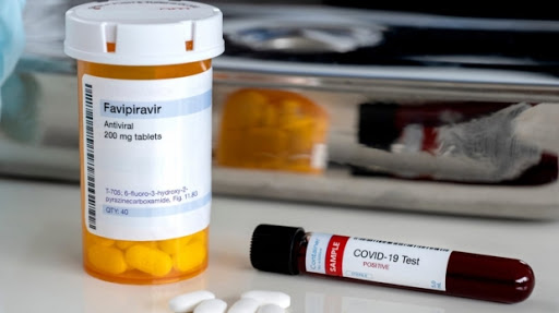 Un antiviral administrat de medicii Spitalului de Boli Infecţioase din Timişoara ajută la eliminarea mai rapidă din organism a noului coronavirus