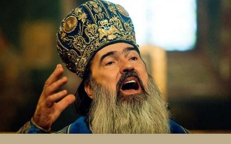 ÎPS Teodosie, despre o familie de ortodocşi care a botezat într-o familie catolică: „Au făcut un lucru rău, greşit. Să se căiască pentru acest păcat”