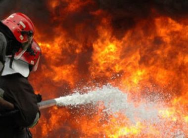 O gospodărie a ars într-un incendiu la Vicovu de Sus