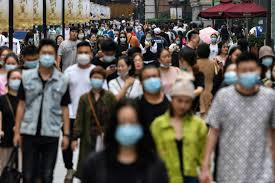 Studiu: Numărul chinezilor din Wuhan infectaţi cu COVID-19 este de 10 ori mai mare decât cel din rapoartele oficiale