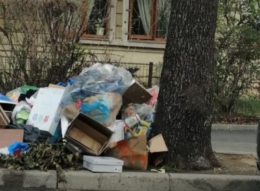 Nicuşor Dan anunţă o modalitate unitară de colectare a gunoiului în Bucureşti. Va fi aplicat principiul „plăteşti cât arunci”