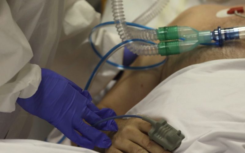 Pacientul cu arsuri grave transferat cu întârziere în Belgia a murit