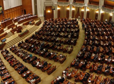 Camera Deputaţilor şi-a adoptat bugetul pe 2022