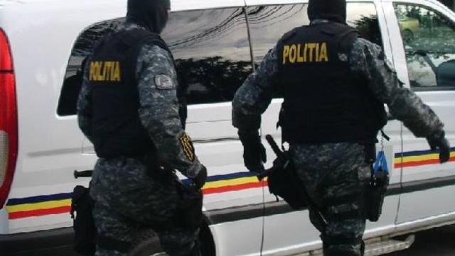 Doi traficanţi din Slovacia au fost prinşi la Satu Mare. Sunt acuzaţi că au vândut droguri de 22 de milioane de euro