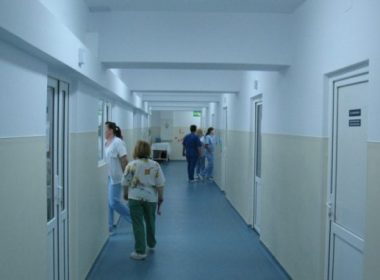 Nouă spitale din Bucureşti vor asigura asistenţa medicală de urgenţă în zilele de Crăciun