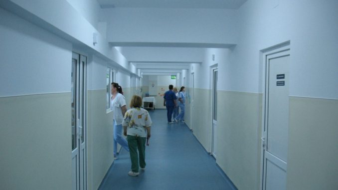 Nouă spitale din Bucureşti vor asigura asistenţa medicală de urgenţă în zilele de Crăciun