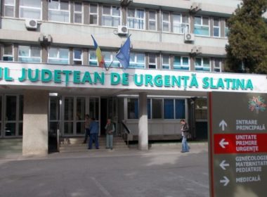 Încă 50 de paturi de la Spitalul Judeţean de Urgenţă Slatina conectate la instalaţia de oxigen