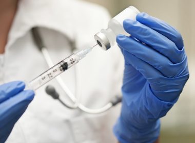 DSP Argeş cere stabilirea cauzelor decesului unui bărbat a doua zi după ce s-a vaccinat anti-Covid