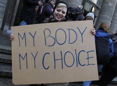 Protest faţă de legea anti-avort