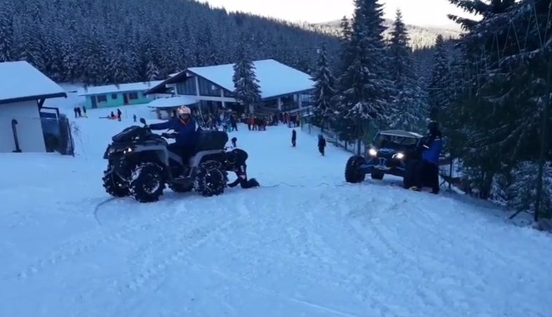 Doi turişti din Sibiu au fost amendaţi cu câte 500 de lei după ce au intrat cu ATV-urile pe o pârtie de schi