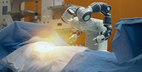 Salvaţi de robotul medical