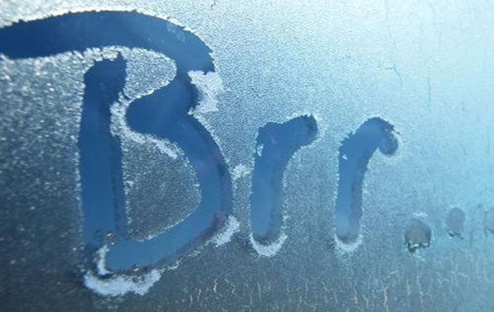 Informare meteo de vreme deosebit de rece pentru toată ţara până marţi dimineaţa