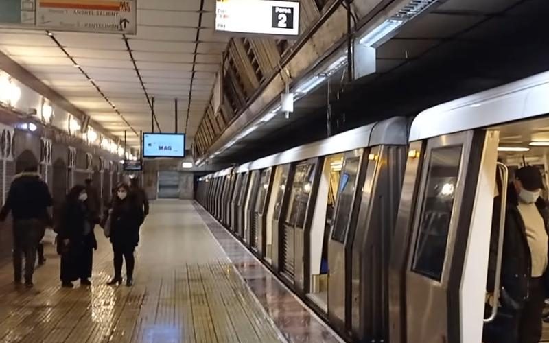 Incident la metroul Bucureşti: Din tavanul staţiei Eroilor a curs apă direct pe peron. Explicaţia Metrorex