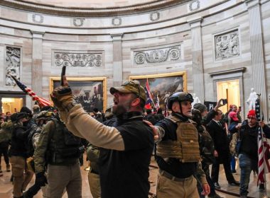 Protestatarii au fost lăsaţi să intre în Capitoliu