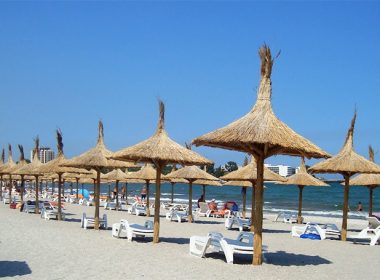 Turiştii români încep să îşi asigure vacanţa pe litoral. Vor în principal Mamaia şi august. LISTA preţurilor - 5 stele all inclusive în sud, ca 3 stele la Mamaia