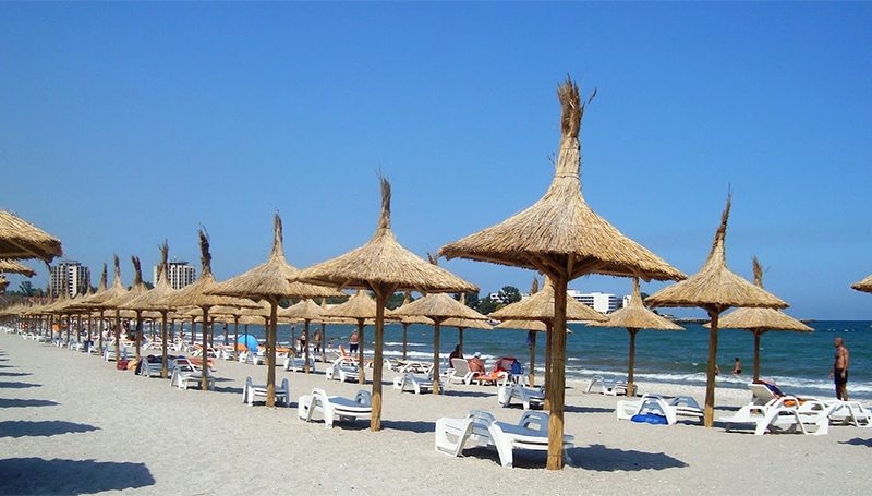 Turiştii români încep să îşi asigure vacanţa pe litoral. Vor în principal Mamaia şi august. LISTA preţurilor - 5 stele all inclusive în sud, ca 3 stele la Mamaia