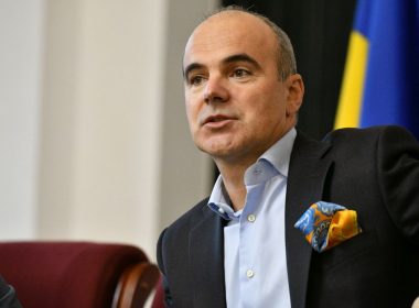 Rareş Bogdan îl critica pe Vlad Voiculescu după evenimentul de la spitalul din Corabia