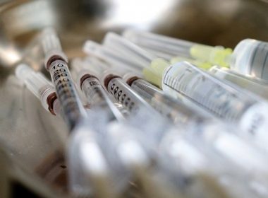 300 de persoane vaccinate la târgul tradiţional de la Năsăud