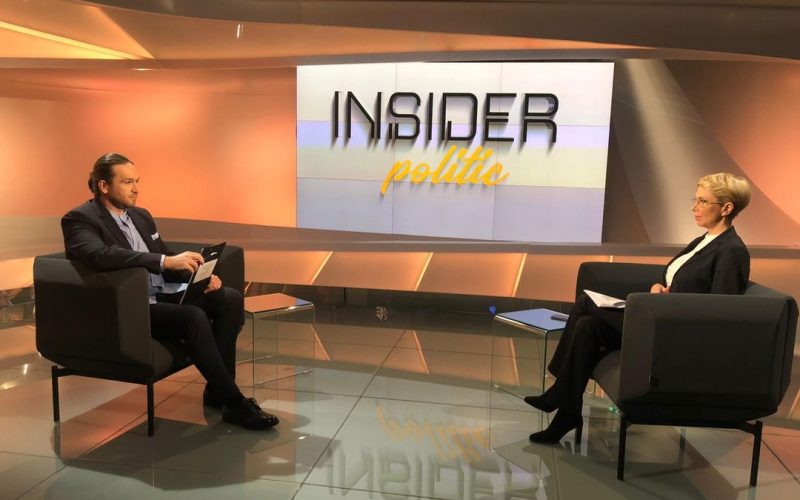 Avem aproximativ 9.500 de pensii speciale, unde pensia medie este de 9.600 de lei! Raluca Turcan vine la Insider Politic, mâine de la 11:00, la Prima TV.