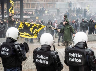 Sute de persoane arestate la Bruxelles, în urma unui protest împotriva restricţiilor