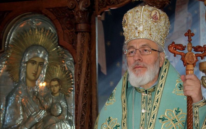 IPS Calinic, arhiepiscopul de Argeş: Eu mă tem. Decât să mă puneţi să fac un botez, mai bine fac alpinism