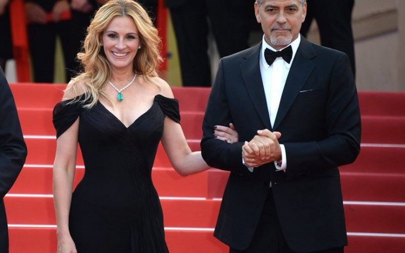 Actorii George Clooney şi Julia Roberts vor juca în comedia romantică "Ticket to Paradise"