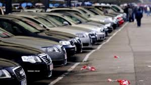 ANAF scoate noi maşini la licitaţie. Sunt disponibile modele Mercedes, KIA, Dacia, Peugeot, Mitsubishi şi Toyota, de la 3.100 lei
