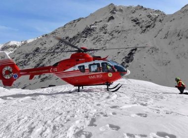 Alpinistă căzută sute de metri într-o prăpastie din Bucegi, salvată cu elicopterul SMURD