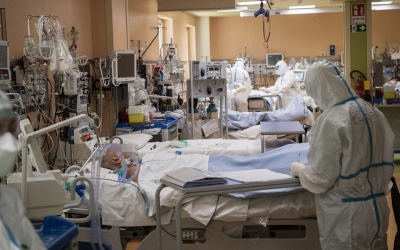 6 dintre pacienţii transferaţi de la Balş, în stare gravă