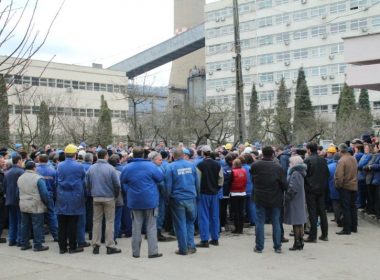 Protest spontan la termocentrala Mintia din Hunedoara