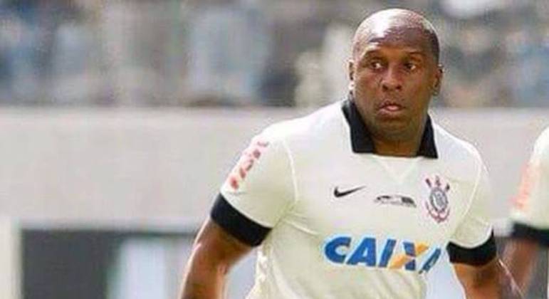 A încetat din viaţă, la 45 de ani, fostul jucător brazilian Gilmar Fuba