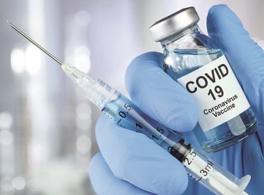 Protecţia oferită de vaccinurile împotriva Covid-19 ar putea dura până la un an
