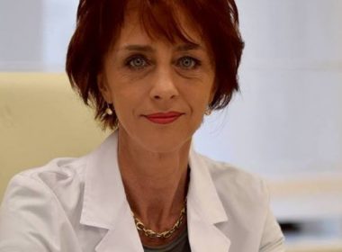 Flavia Groşan, medicul care susţine că tratează bolnavi de COVID-19 după scheme de tratament proprii, audiată. Ce spune aceasta