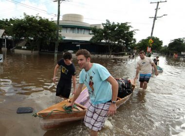 Oraşe întregi din Australia, scufundate în urma potopului. Meteorolog: Ploi cum vezi o dată la 200 de ani