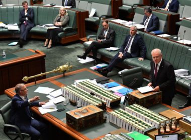 Scandal uriaş în Australia după apariţia unor filmări cu acte sexuale în parlament
