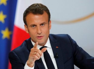 Macron, întrerupt de Vladimir Putin la Summitul liderilor privind clima, din cauza unor probleme tehnice