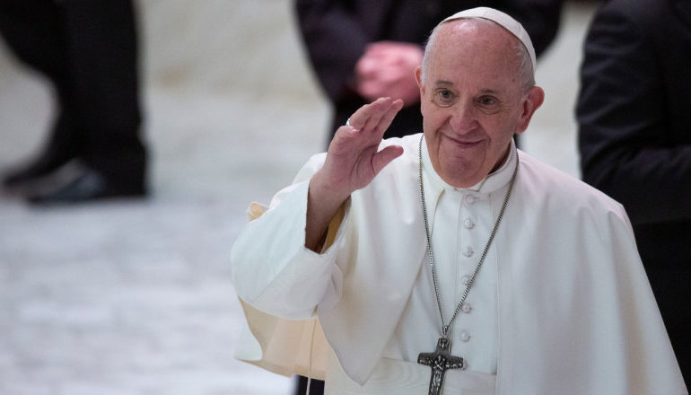 Papa Francisc a ajuns în Irak într-o vizită istorică de 3 zile