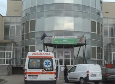 Sancţiuni la Spitalul din Arad. Rudele unor pacienţi Covid au făcut mai multe acuzaţii, printre care sedarea care a dus la moartea lor