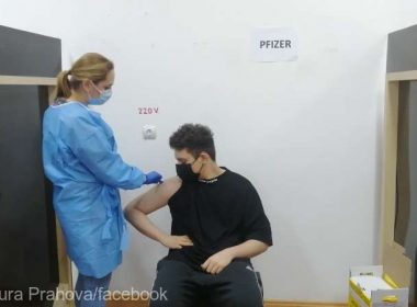 Cel mai tânăr român care s-a vaccinat anti-Covid are 16 ani