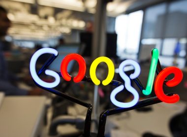 Peste 1.200 de români vor beneficia de burse Google pentru cursuri în domeniul IT