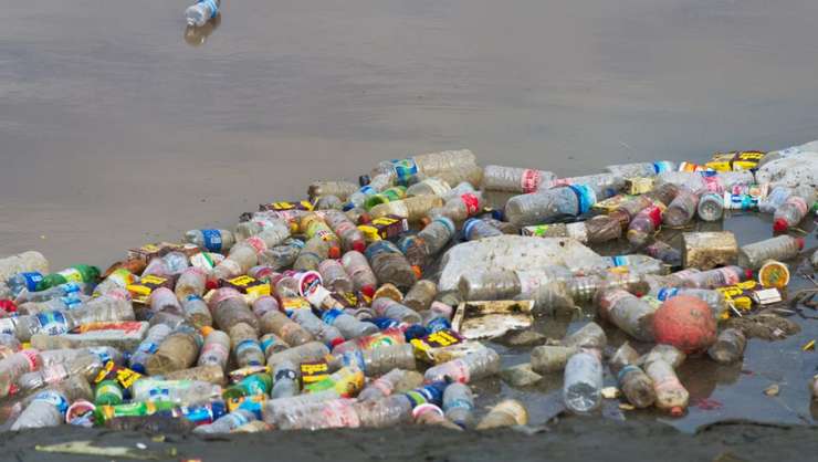 Apel pentru reducerea poluării cu plastic, de Ziua mondială a drepturilor consumatorilor