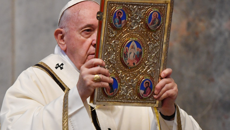 Papa Francisc: Opriţi acest masacru!