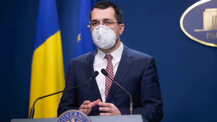 Un lider PNL cere premierului să îl demită pe Vlad Voiculescu: „Tot circul, bâlbâiala şi bătaia de joc de la Foişor au umplut paharul”