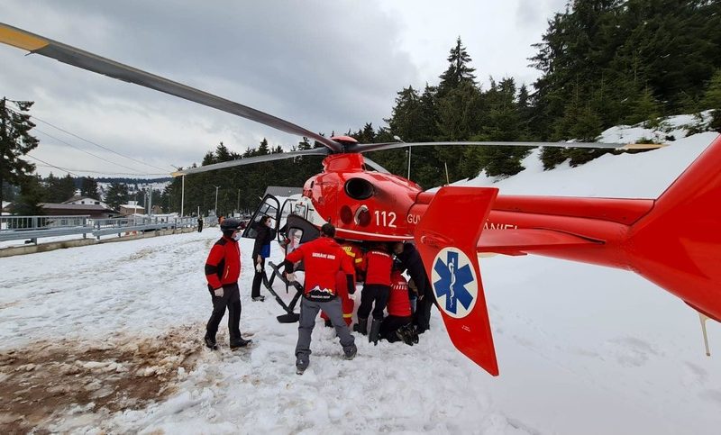 Bihor: Elicopter SMURD, solicitat de urgenţă pentru salvarea unui bărbat accidentat pe părtia Vârtop