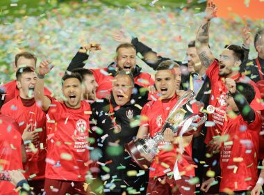 CFR a câştigat Supercupa României, dar FCSB a depăşit aseară un nou record în fotbalul românesc. Vedeţi la Focus Sport, de la ora 19:00  despre ce este vorba
