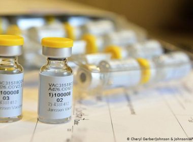 15 milioane de doze de vaccin Johnson&Johnson au fost distruse după ce au fost produse greşit
