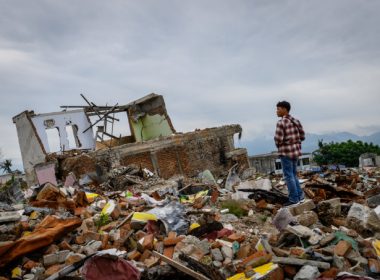Cutremur în Indonezia: un mort şi clădiri avariate