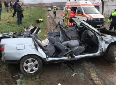 Accident horror la Botoşani. O femeie a fost aruncată prin parbriz după un impact devastator