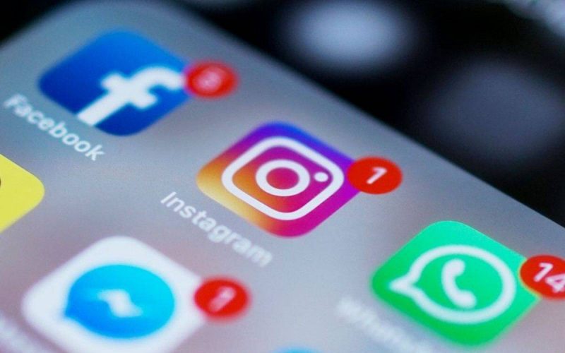 Rusia declară război Meta, pe care vrea să o declare „organizaţie extremistă" şi va bloca şi Instagram şi WhatsApp